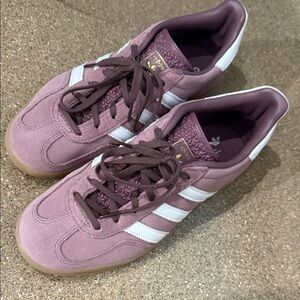 Adidas Purple and White suade Gazelle sneakers size 8
